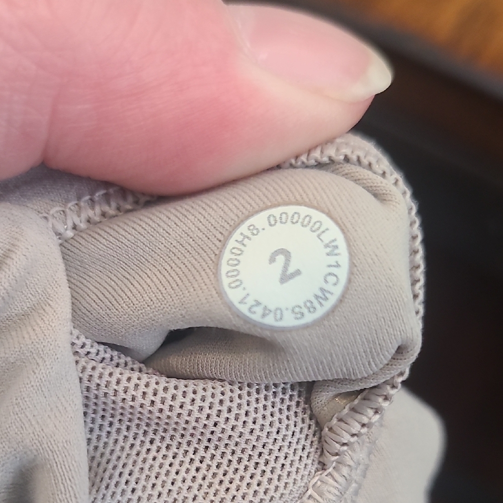 Lululemon Align Tank Top Sports Bra Workout Designer Bra Ladies Size 2 - Picture 4 of 4